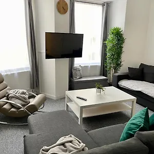  Apartment Brunswick Square &